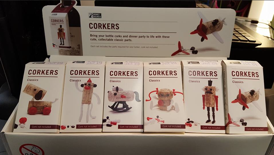 MK官网 - 附件|饰品|MK(中国)一站式服务官网|设计师家具|Corkers经典玩偶