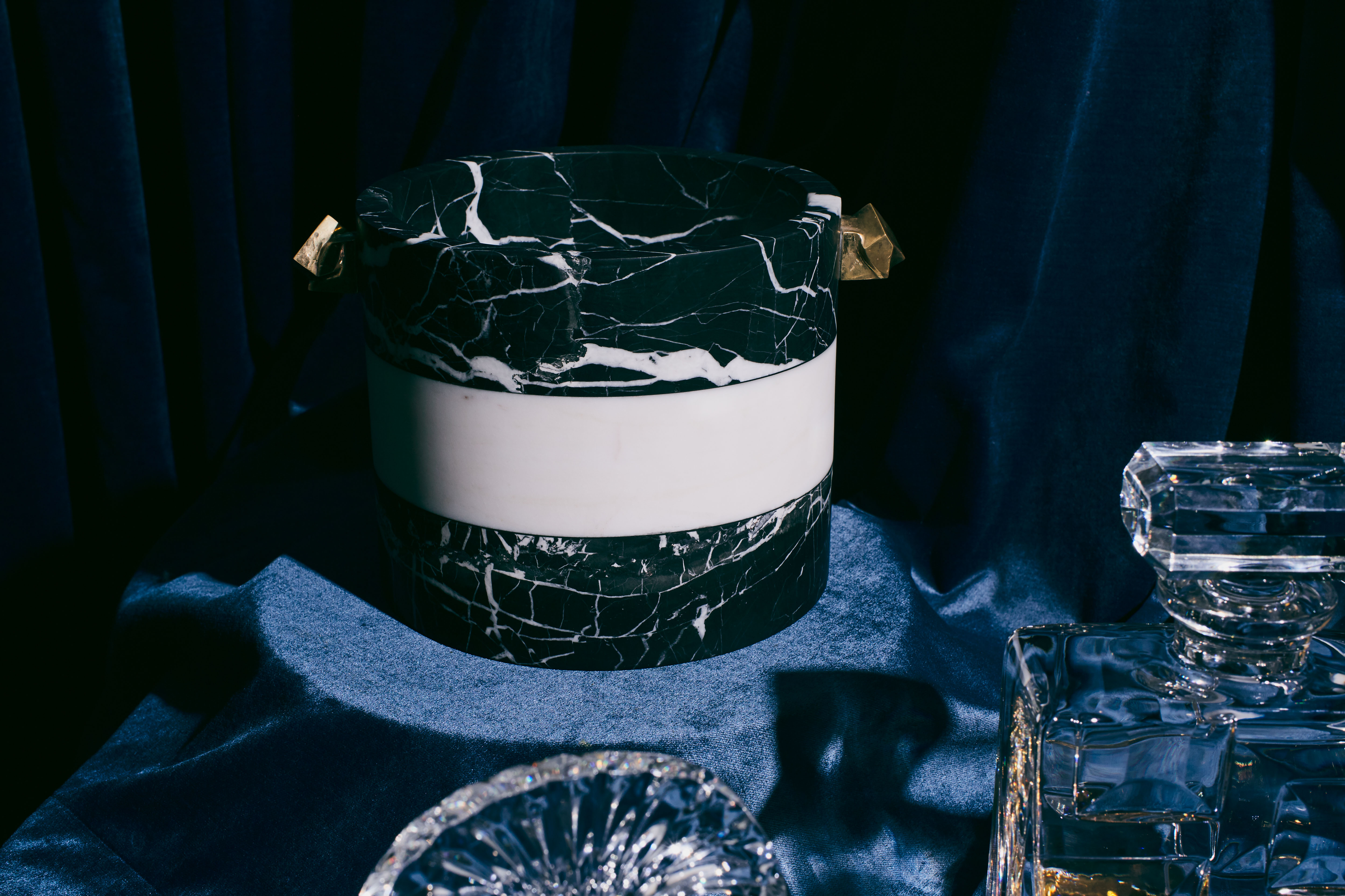 MK官网 - 附件|饰品|MK(中国)一站式服务官网|设计师家具|Acolyte冰桶
