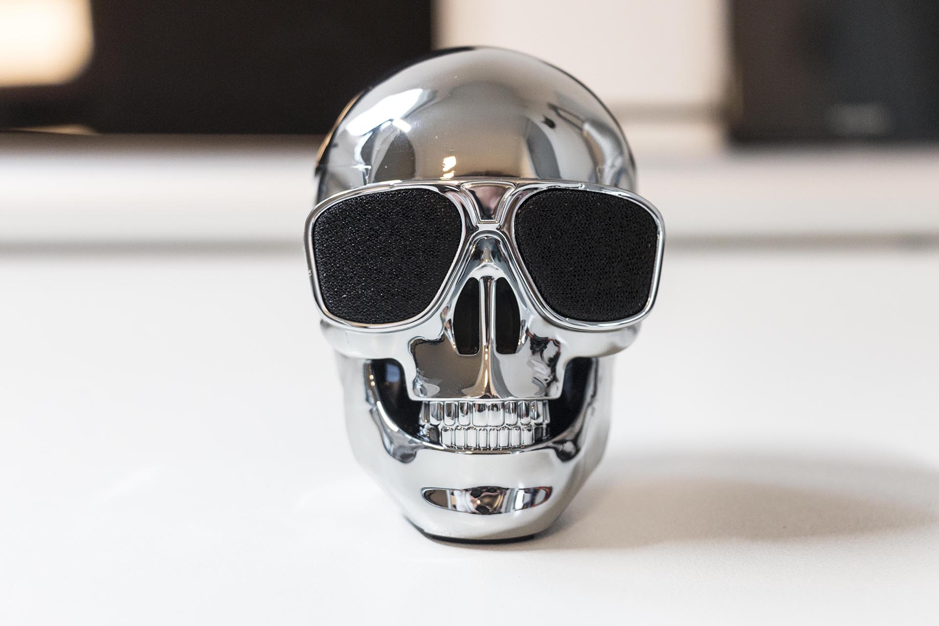 MK官网 - 附件|饰品|MK(中国)一站式服务官网|设计师家具|AeroSkull Nano音箱