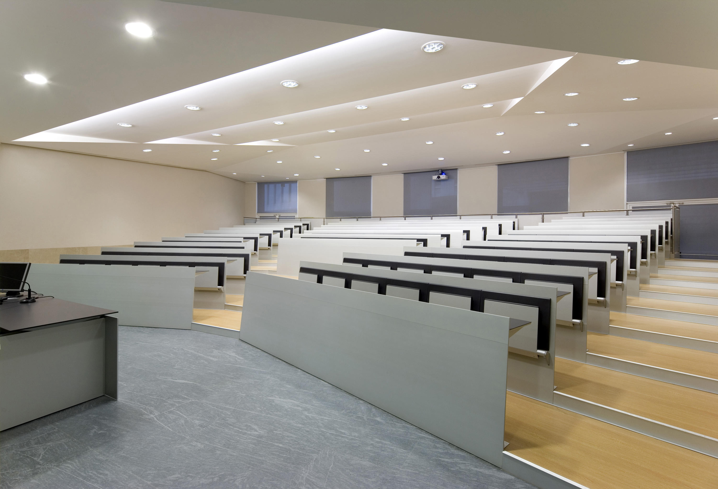 学校家具|阶梯教室桌椅|MK(中国)一站式服务官网|设计师家具|刀片系统