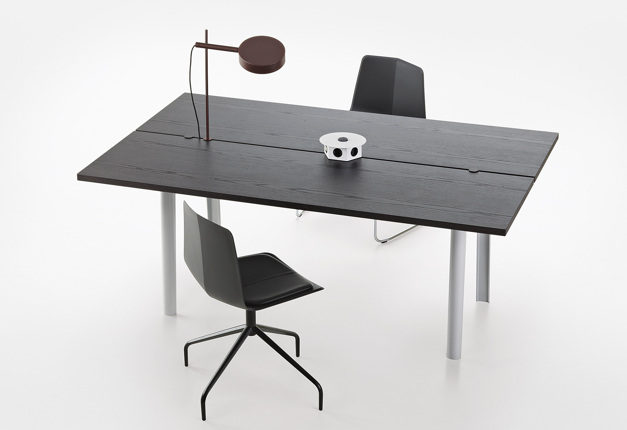 办公屏风|办公屏风系统|MK(中国)一站式服务官网|设计师家具|Offset Table 工作台/办公桌
