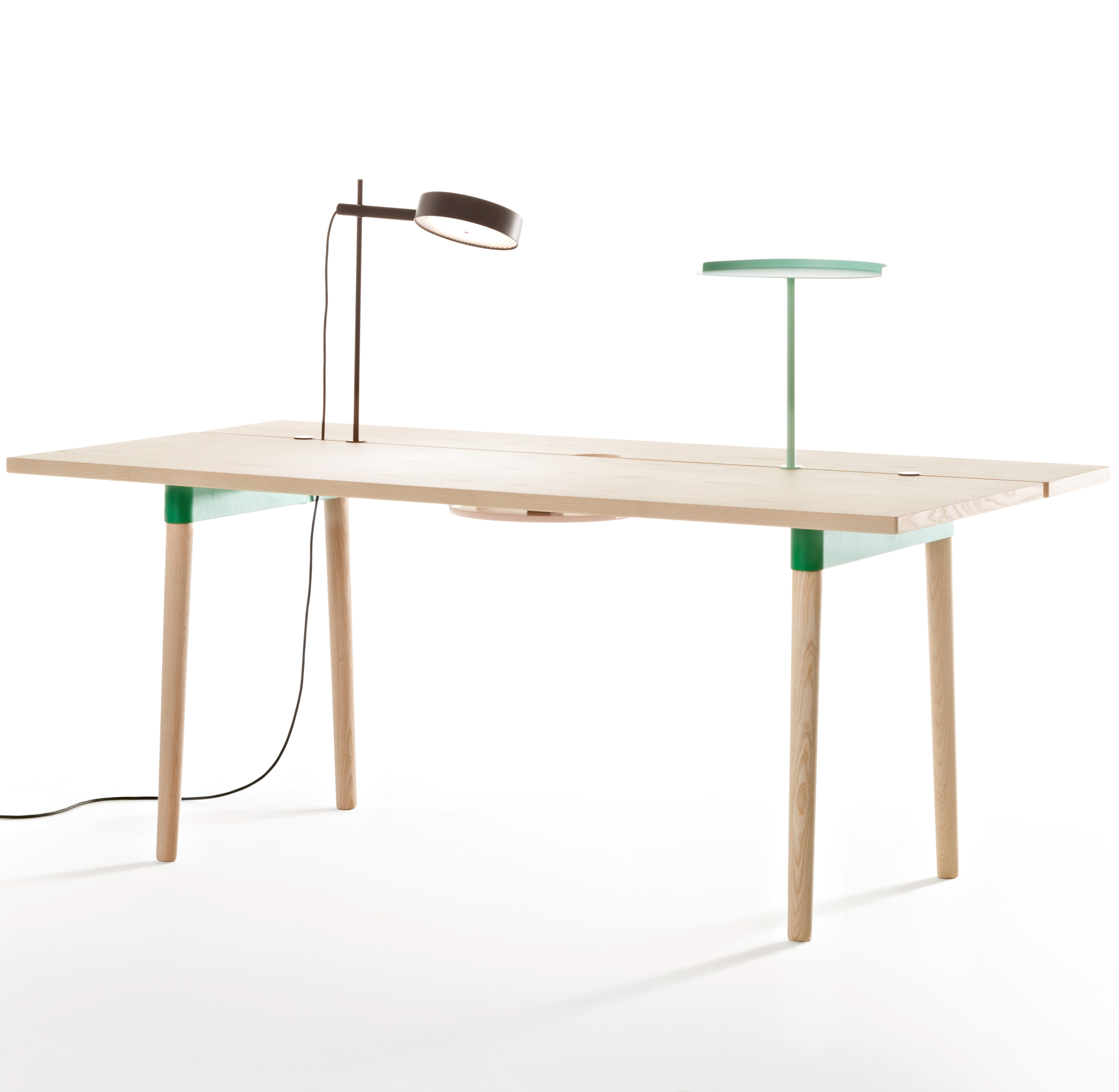 办公屏风|办公屏风系统|MK(中国)一站式服务官网|设计师家具|Offset Table 工作台/办公桌