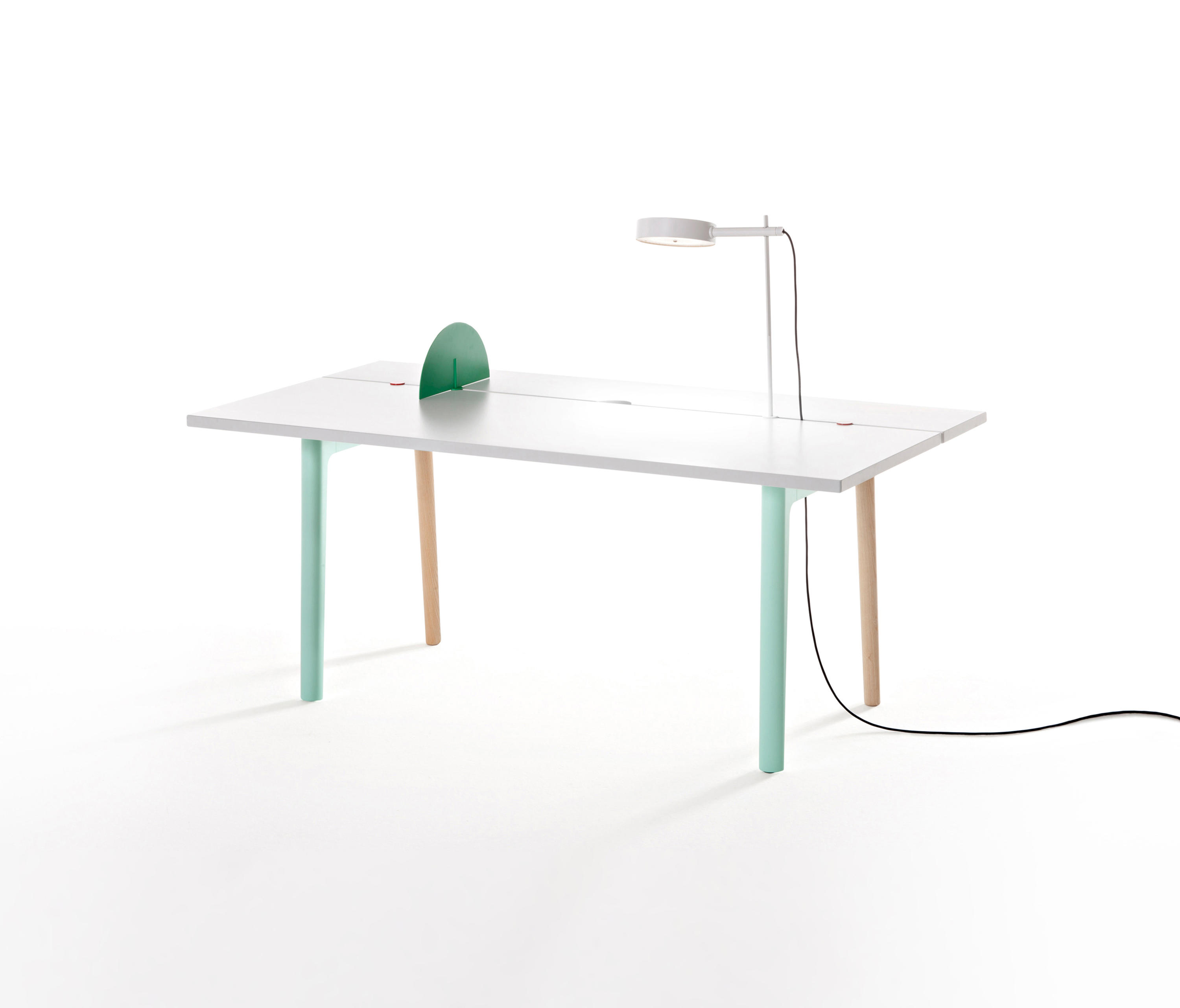 办公屏风|办公屏风系统|MK(中国)一站式服务官网|设计师家具|Offset Table 工作台/办公桌