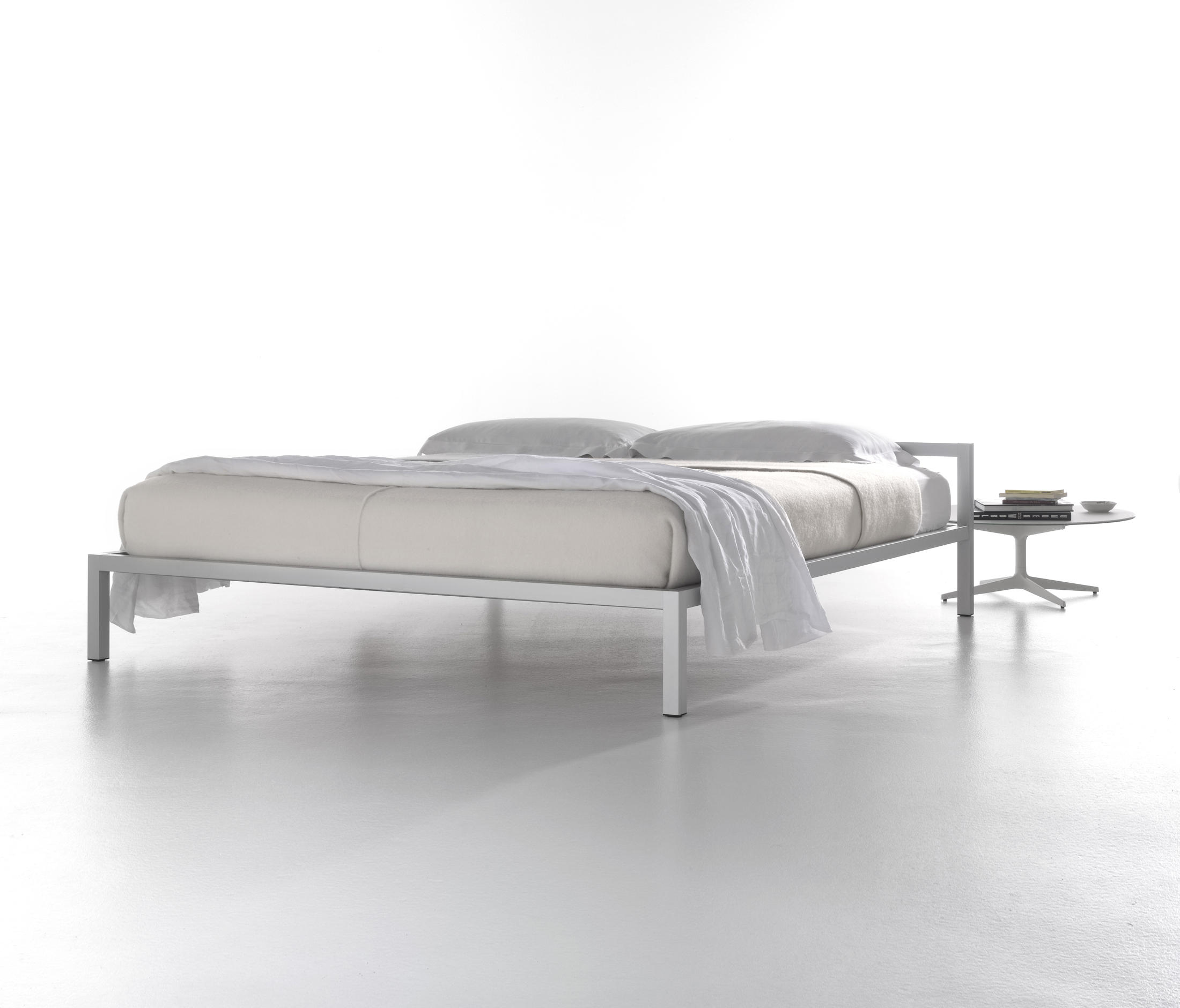 MK官网 - 卧室|床|MK(中国)一站式服务官网|设计师家具|ALUMINIUM BED 床
