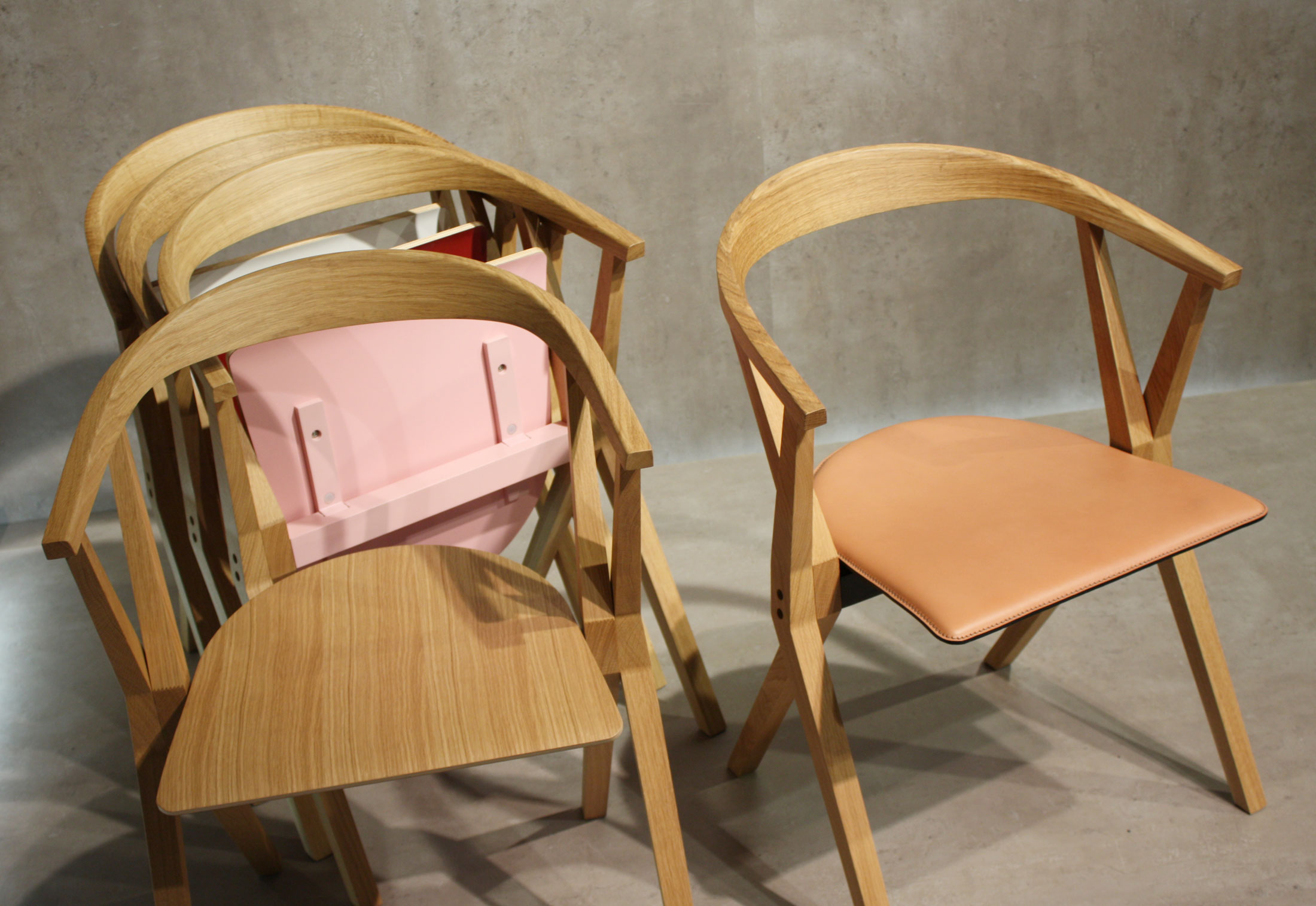 MK官网 - 坐具|餐椅|MK(中国)一站式服务官网|设计师家具|Extrusions 餐椅/洽谈椅