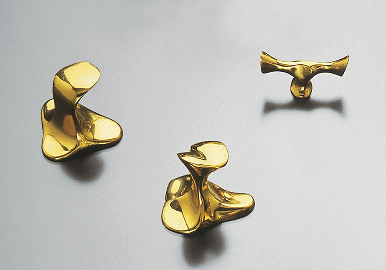 MK官网 - 附件|装饰画/墙饰|MK(中国)一站式服务官网|设计师家具|Gaudí Door Knobs 配件/门配件