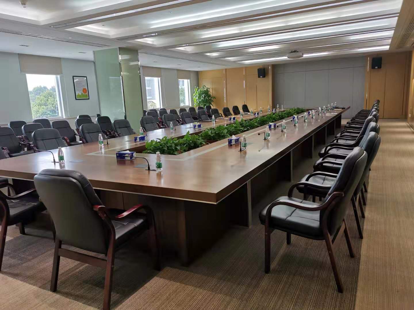 会议台|实木会议台|MK(中国)一站式服务官网|设计师家具|会议台