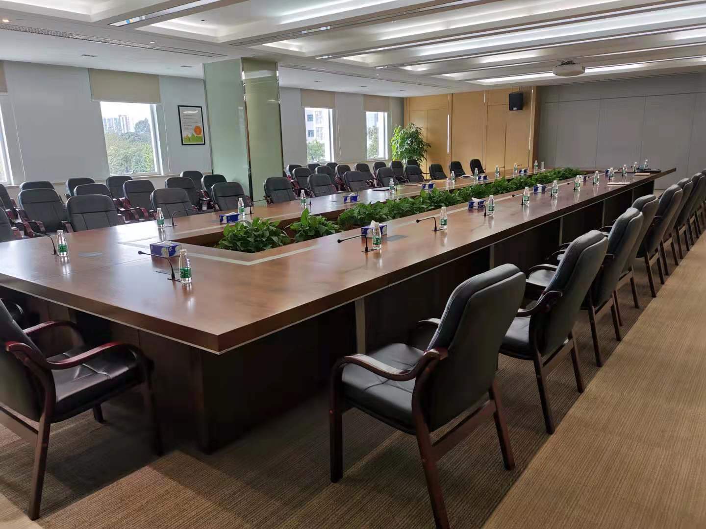 会议台|实木会议台|MK(中国)一站式服务官网|设计师家具|会议台