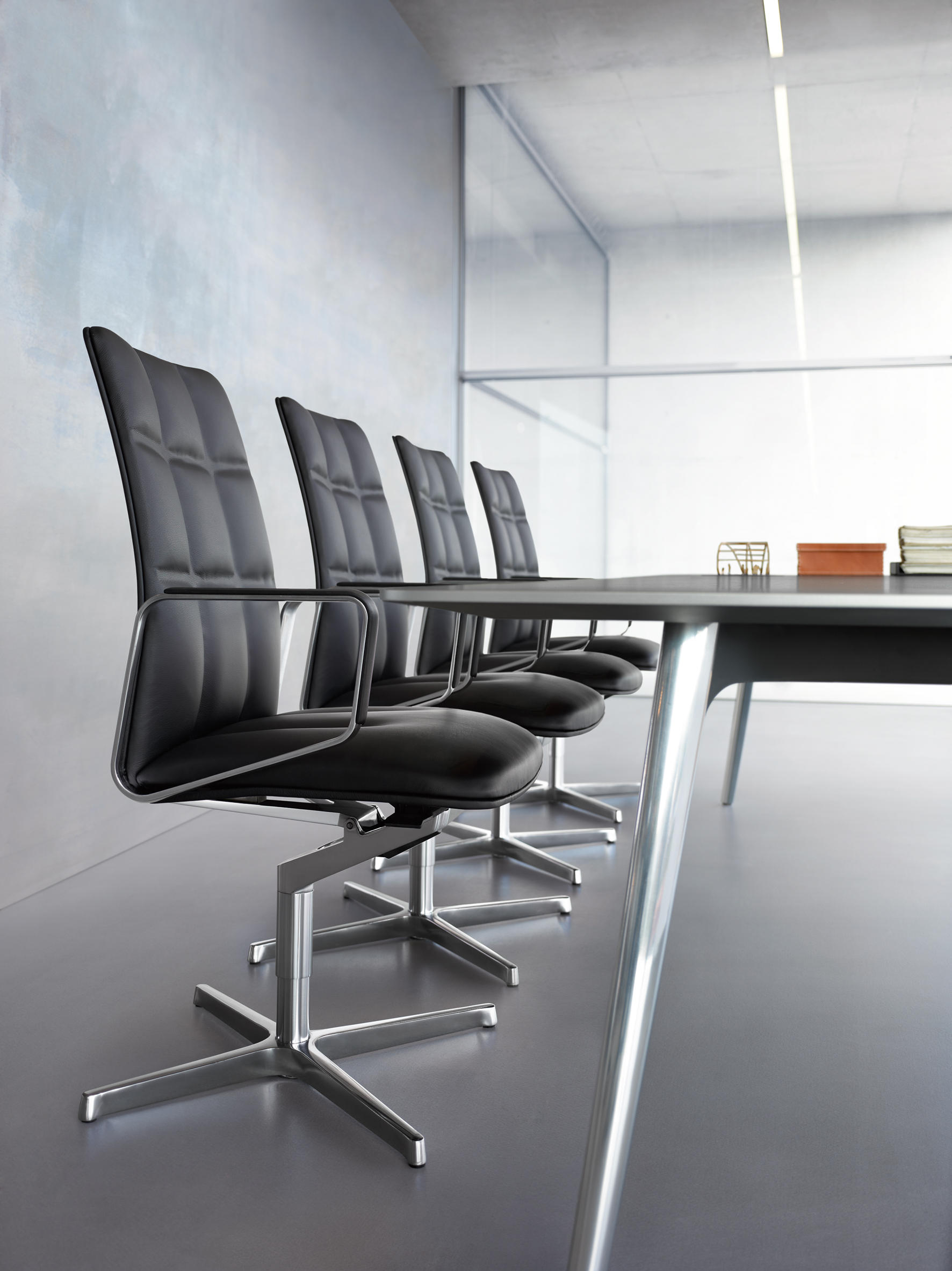 办公椅|现代真皮会议椅|MK(中国)一站式服务官网|设计师家具|LEADCHAIR EXECUTIVE会议椅