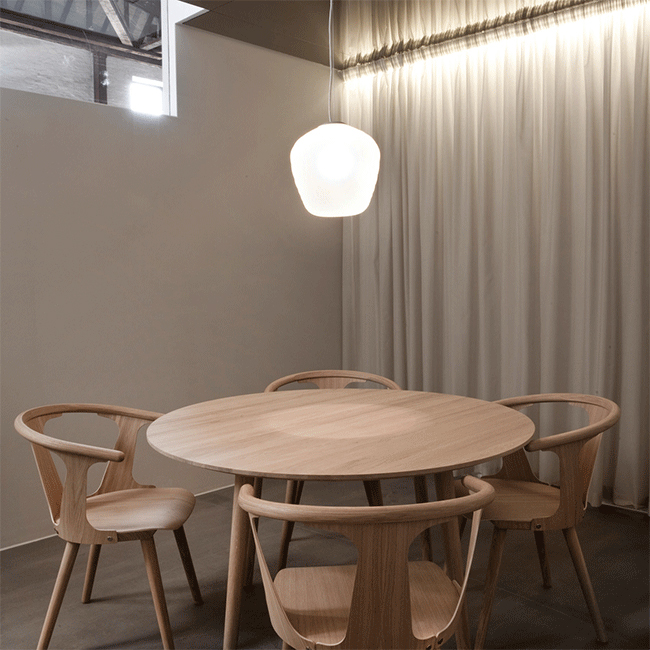 MK官网 - 坐具|餐椅|MK(中国)一站式服务官网|设计师家具|Between SK2 餐椅